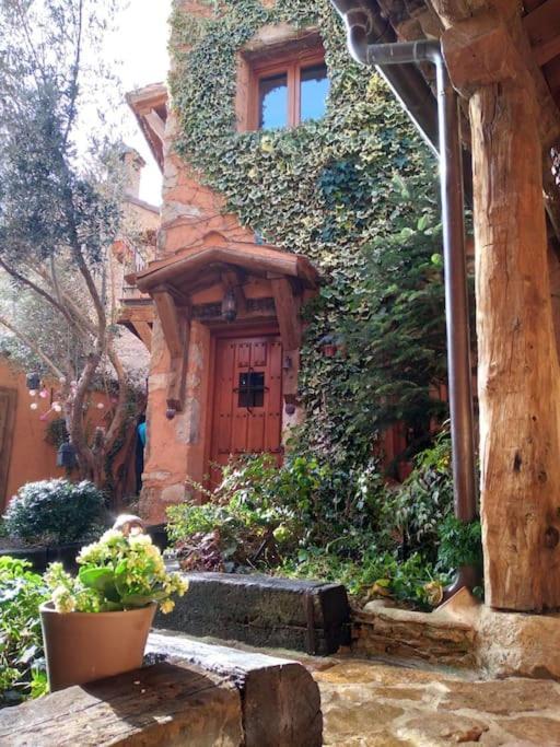 Una Casa En El Planeta Losana de Piron Exterior foto